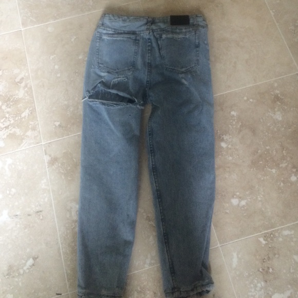 Unif twerk Jeans. - Picture 2 of 3