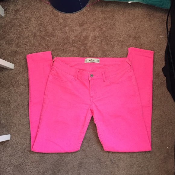 Bright pink Hollister skinny's.