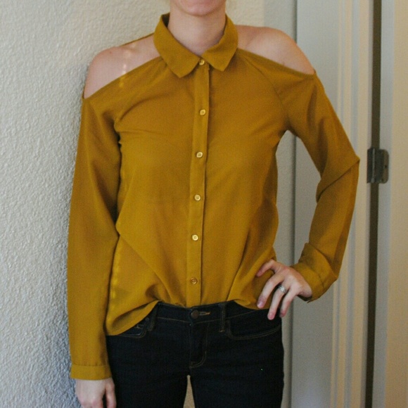 Green Cold Shoulder Blouse