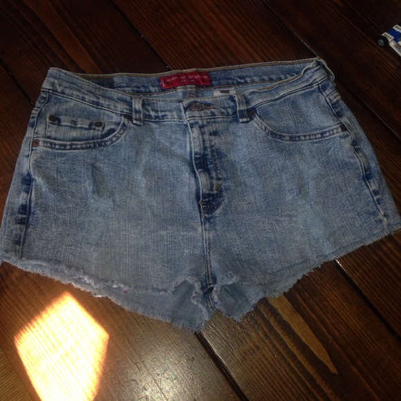 Cut off jean shorts