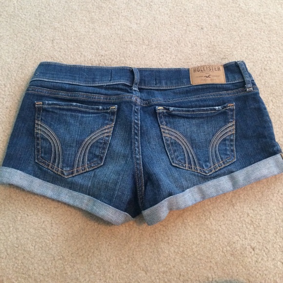 Hollister Denim Shorts - Picture 2 of 2