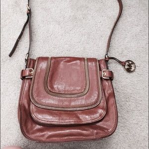 Michael Kors Large Naomi tan purse - crossbody