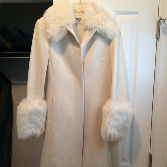 White winter coat, Size 7/8 and BEAUTIFUL