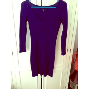 Knit form fitting long sleeved dress