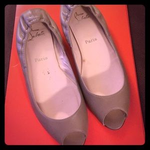 💯% authentic‼️LOUBOUTIN PEEP TOE SLIP ONS