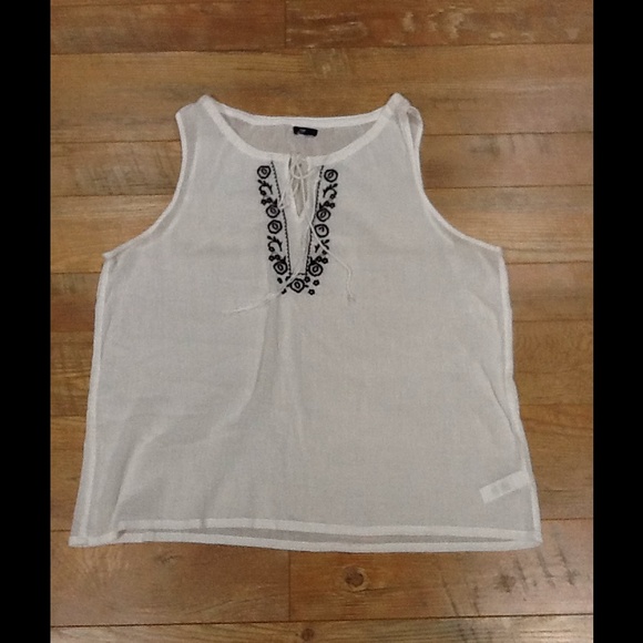 Gap Tank Top