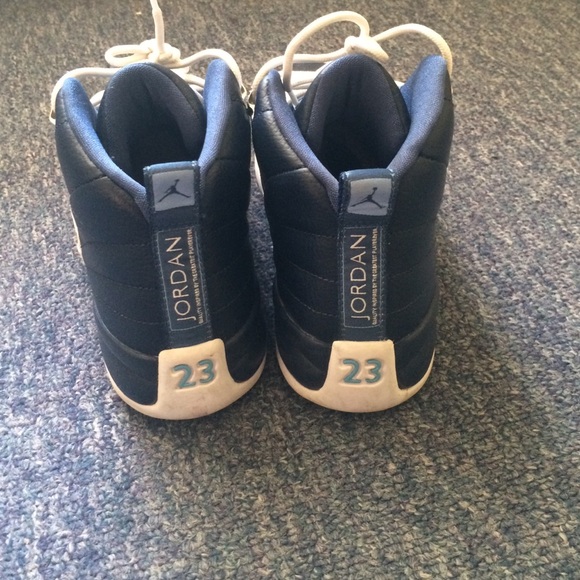 Obsidian 12s - Picture 2 of 3