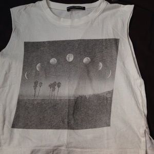 Brandy Melville sleeveless shirt