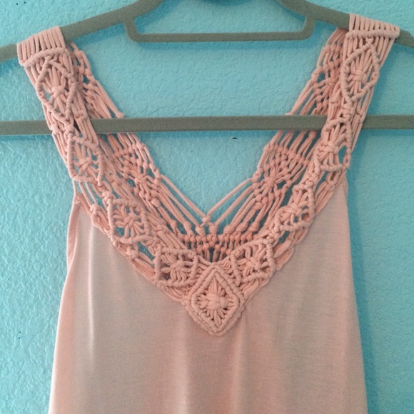 AE tank top - Picture 3 of 3