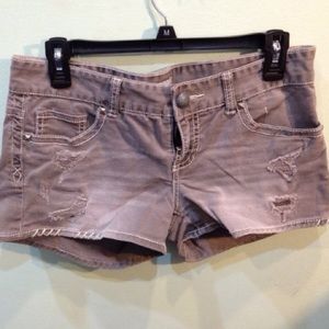 Super Cute Distresed Grey Shorts!
