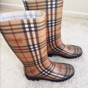 Burberry Classic Check Rubber Rain Boots