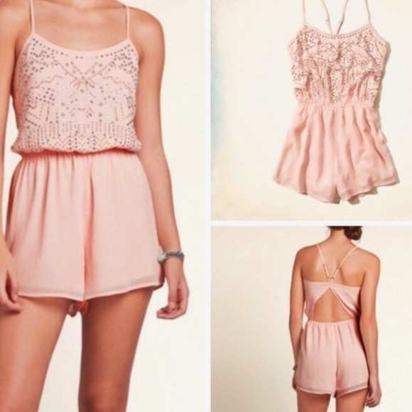 hollister pink romper !