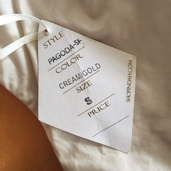 SOLD Indah one piece swimsuit size small bnwt - Picture 4 of 4