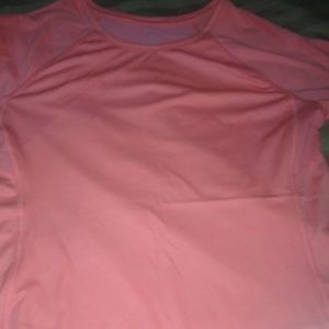 Old navy active workout shirt