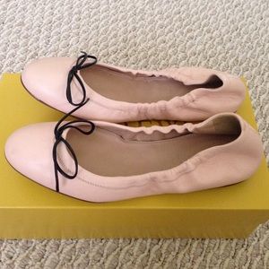 Dusty pink leather stretch ballet flats