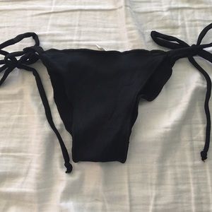 San Lorenzo Black Classic String bottoms