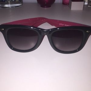 Authentic Betsey Johnson sunglasses !