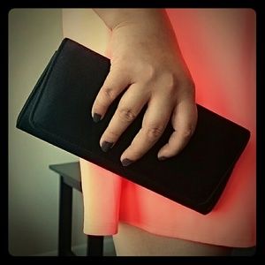 Black Clutch
