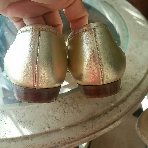 Shoes - Picture 3 of 4