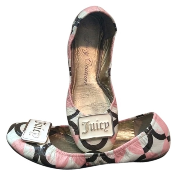 Juicy Couture Leather Flats