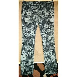 Floral Skinny Stretch Jeans 🌼✨