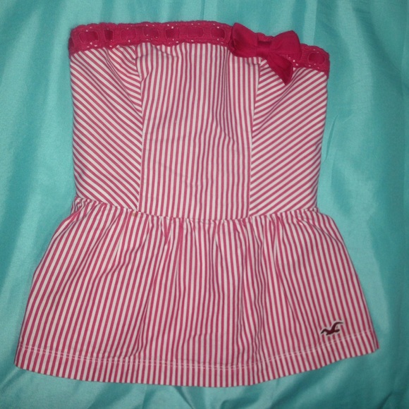 red&white hollister top