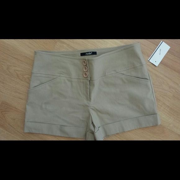 Brand new super cute shorts NWT