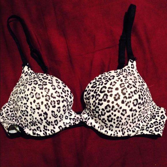 Victoria's Secret Other - VS Push-Up Bra
