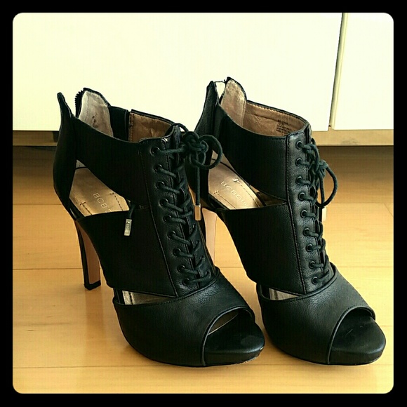 BCBGENERATION Jevida size 7