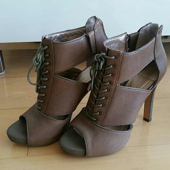 BCBGENERATION Jevida size7