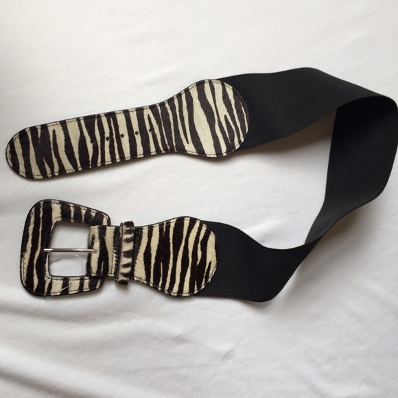 New Arden B. Zebra Print Waist Belt - Picture 3 of 4