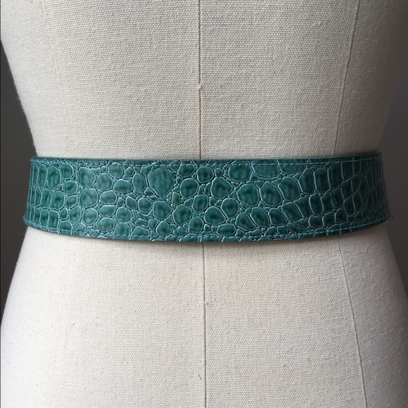 Teal Crocodile Print Belt - Picture 4 of 4