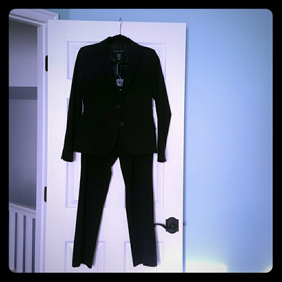NY&CO Black Pant Suit - Picture 1 of 4
