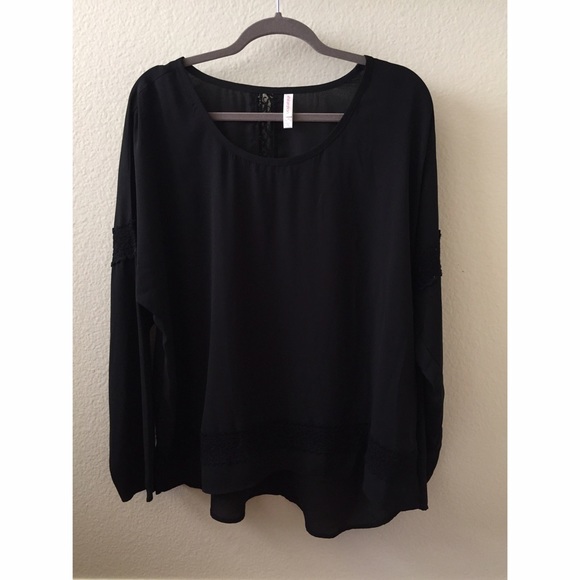 Black long sleeve top