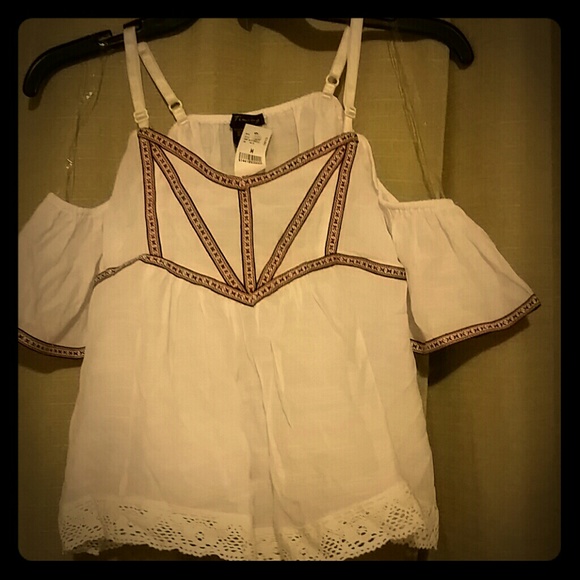 *Brand new with tags* Summer top