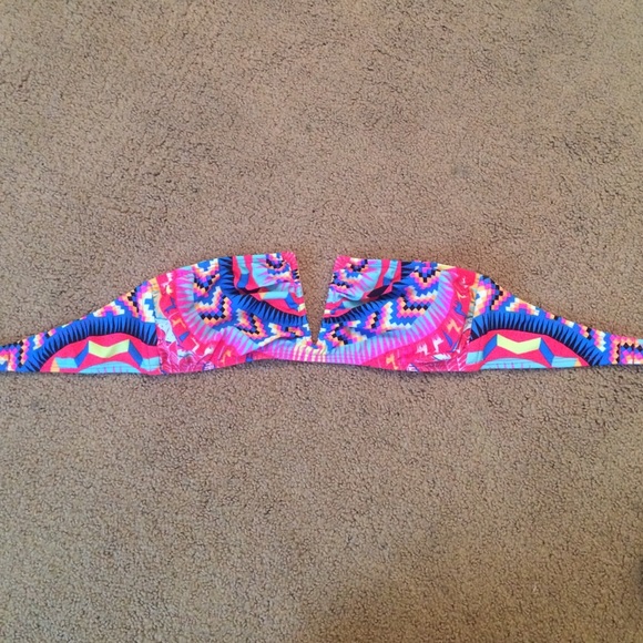 Mara Hoffman V-wire bikini top