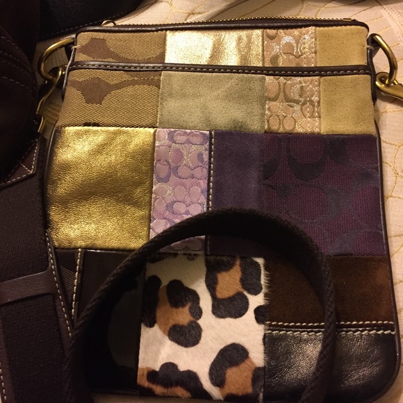 Authentic coach cross body