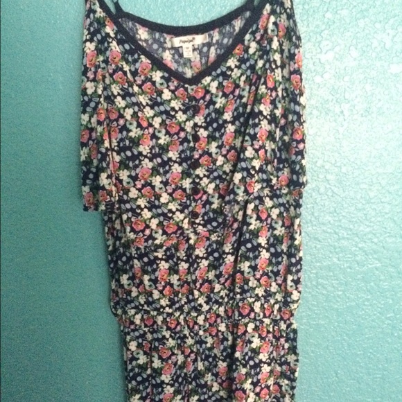 Flowered romper ❤️