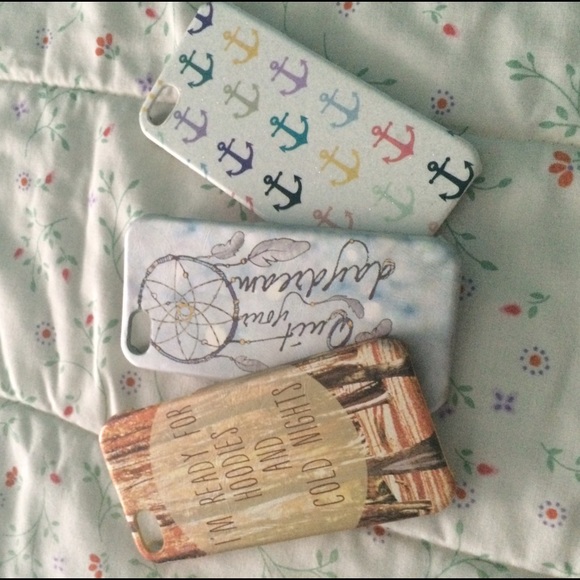 Iphone 5s cases 😇