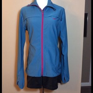 Fantastic Nike DriFit Jacket With Thumbholes Sz L