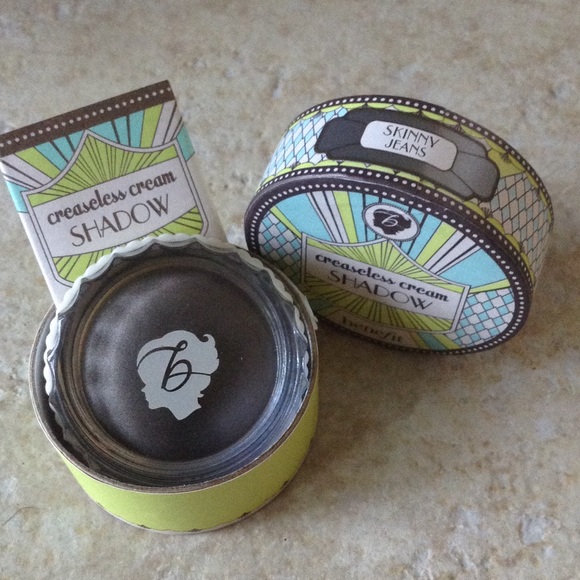 Benefit Creaseless Cream Shadow (skinny jeans)