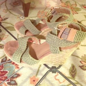 Light Olive Nine West wedges