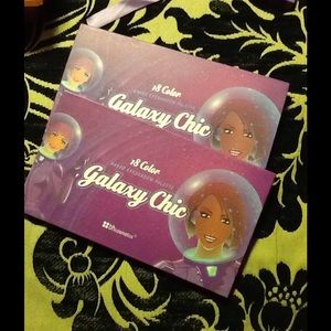 Galaxy Chic eyeshadow