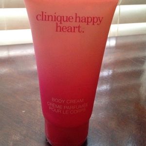 Clinique happy heart body cream 💜