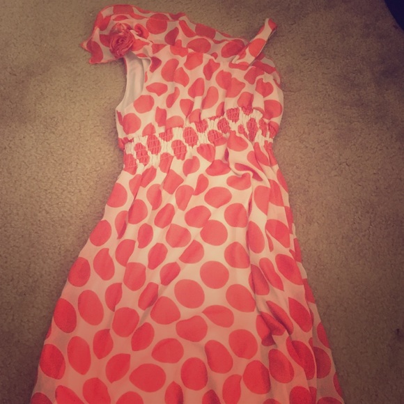 Polka Dot Girls Dress!