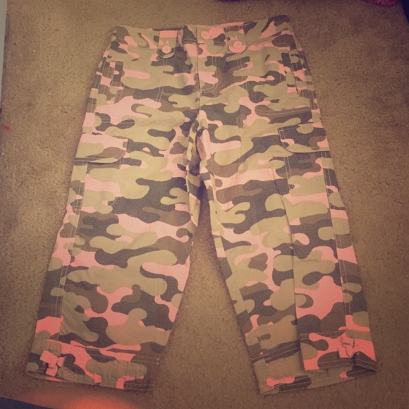 Camouflage Girl's pants!