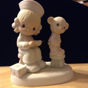 LOVE BEARS ALL THINGS💖 Precious Moments Figuring