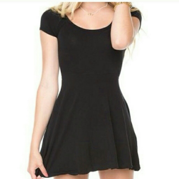 Brandy Melville Bethan dress
