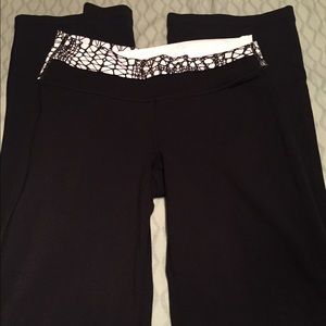 Lululemon groove pant