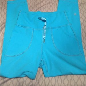 Lululemon skinny will crop